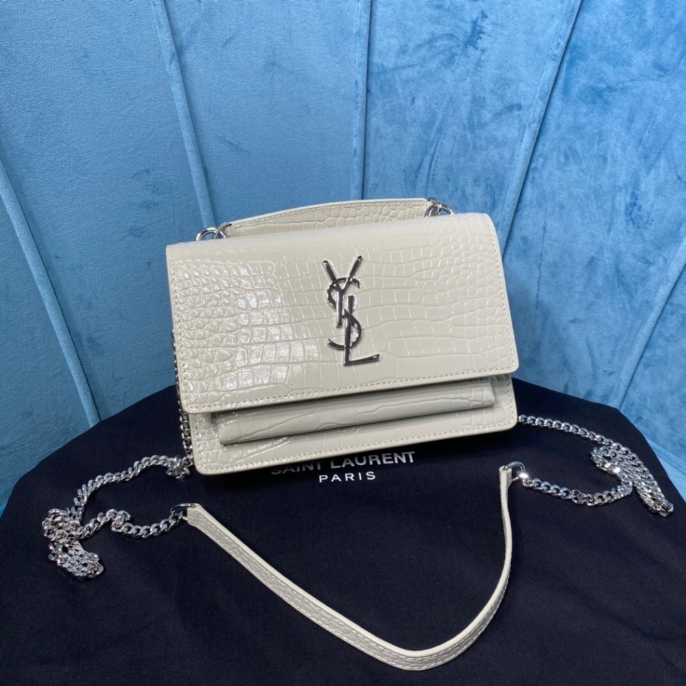 ✨🎊Authentic 💎Yves Saint Laurent bag
